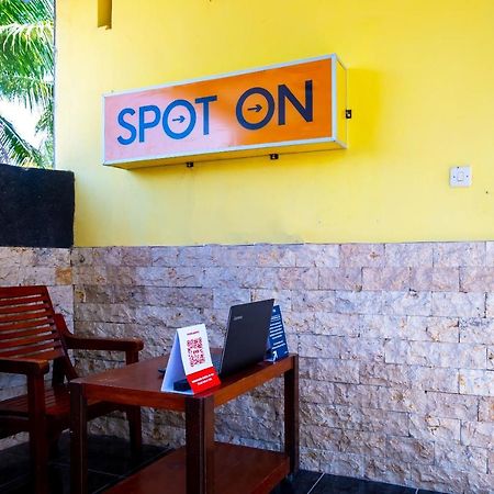 Spot On 2732 Sandy Guesthouse Mataram Exterior foto