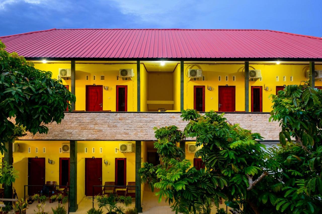 Spot On 2732 Sandy Guesthouse Mataram Exterior foto