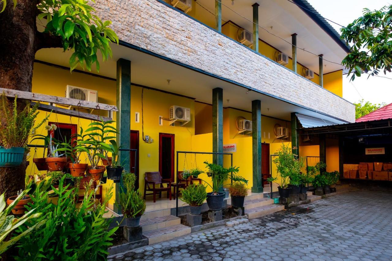 Spot On 2732 Sandy Guesthouse Mataram Exterior foto