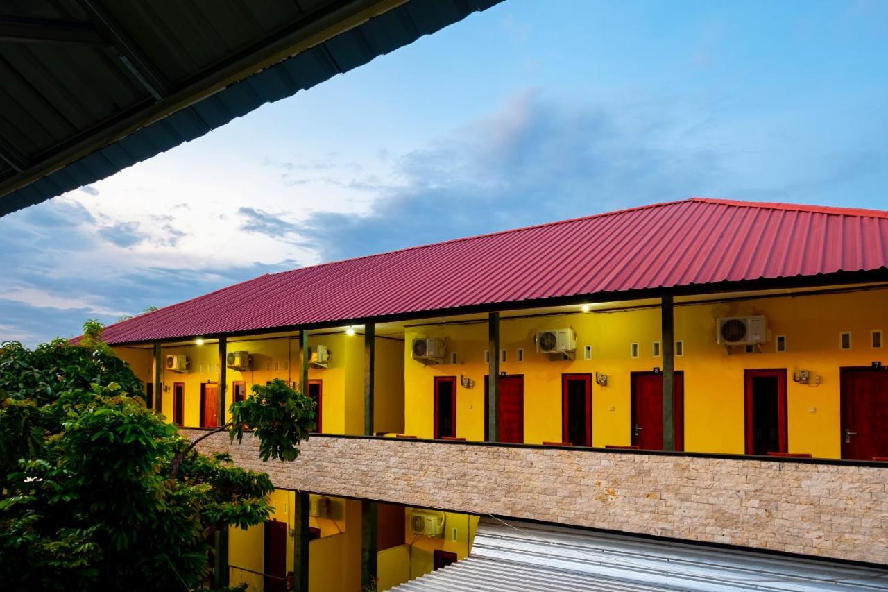Spot On 2732 Sandy Guesthouse Mataram Exterior foto